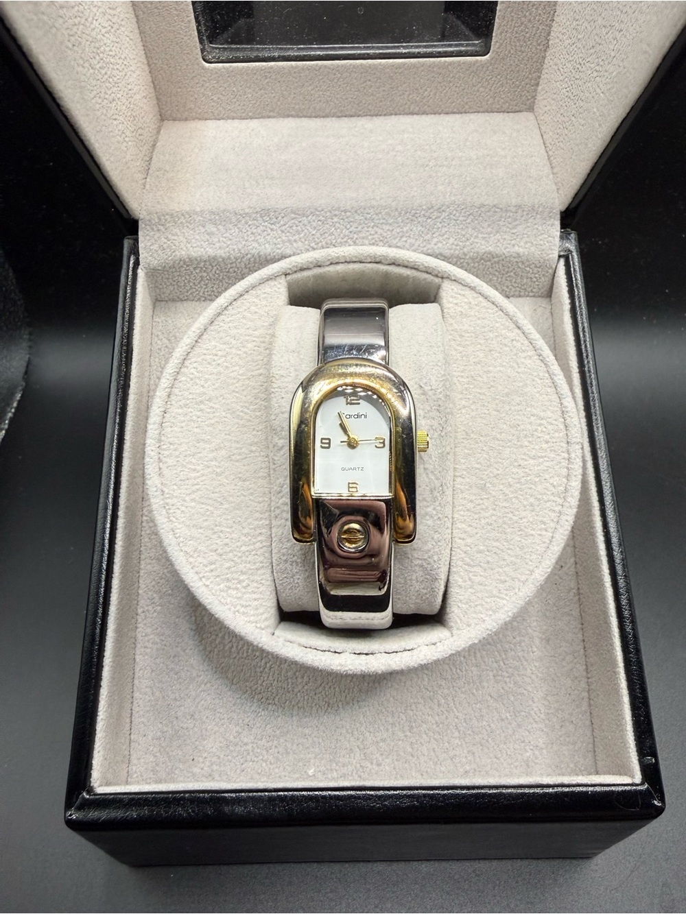 Cardini Womens Two Tone Bangle Watch 21.6mm Silver Gold Oval Quartz Japan Tested